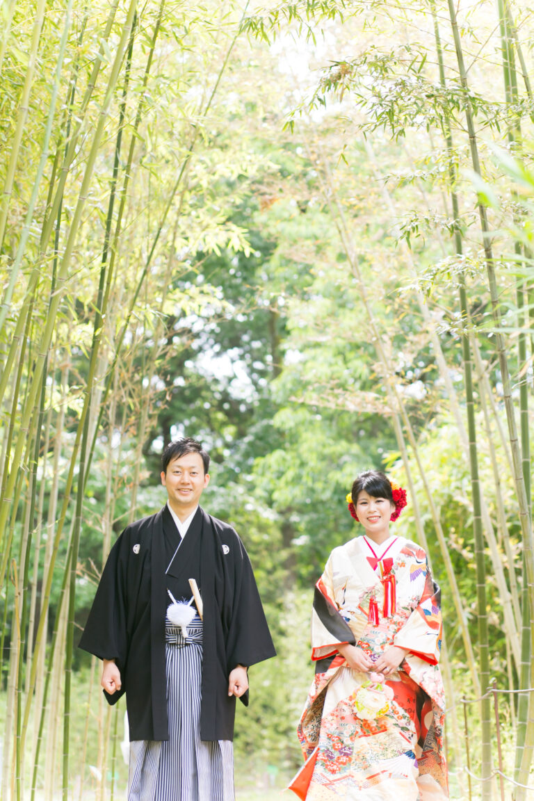 京都の新緑と袴と色打ち掛け
